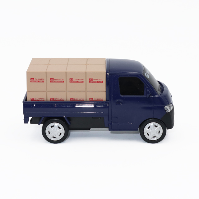 1:43 Scale Compact Delivery Truck Toy - Lightweight Plastic Model with Pull-Back Action