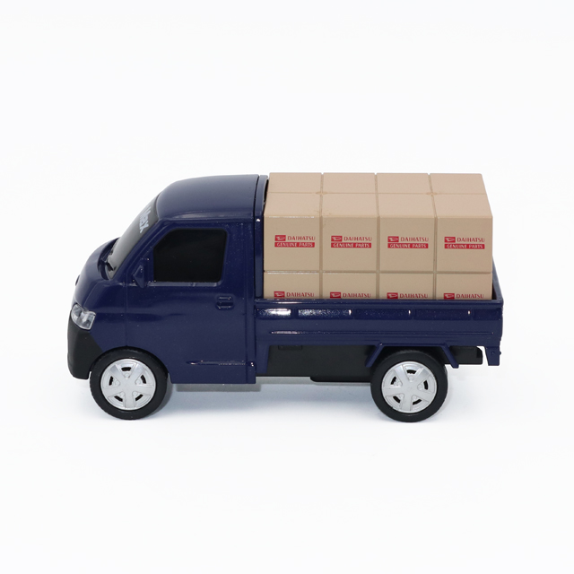 1:43 Scale Compact Delivery Truck Toy - Lightweight Plastic Model with Pull-Back Action
