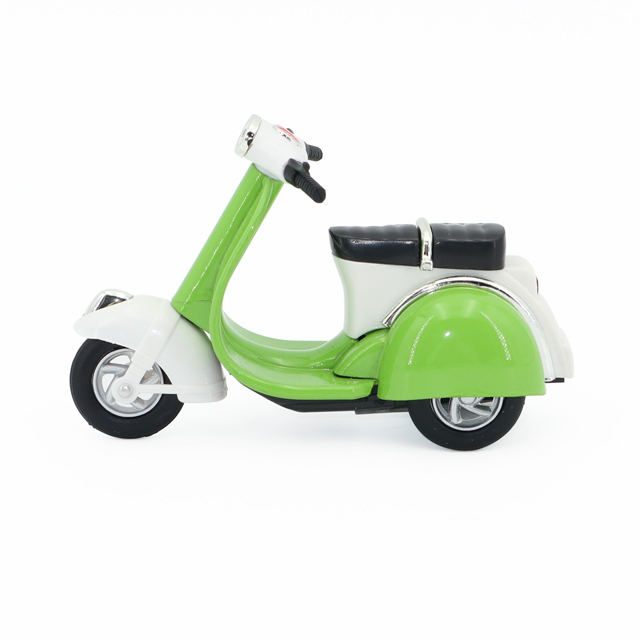 1:43 Mini scooter toy with music,light and pull back