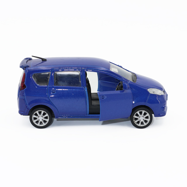 1:32 Scale Luxury Executive SUV Model - Multi-Opening Diecast Alloy MPV