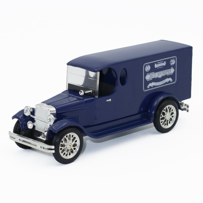 1:32 Scale Vintage Classic Sedan Diecast - Antique Style Alloy Collector Car