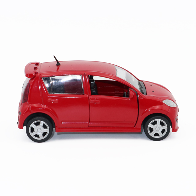 1:32 Scale Compact Urban SUV Diecast - Opening Doors Alloy Toy Car