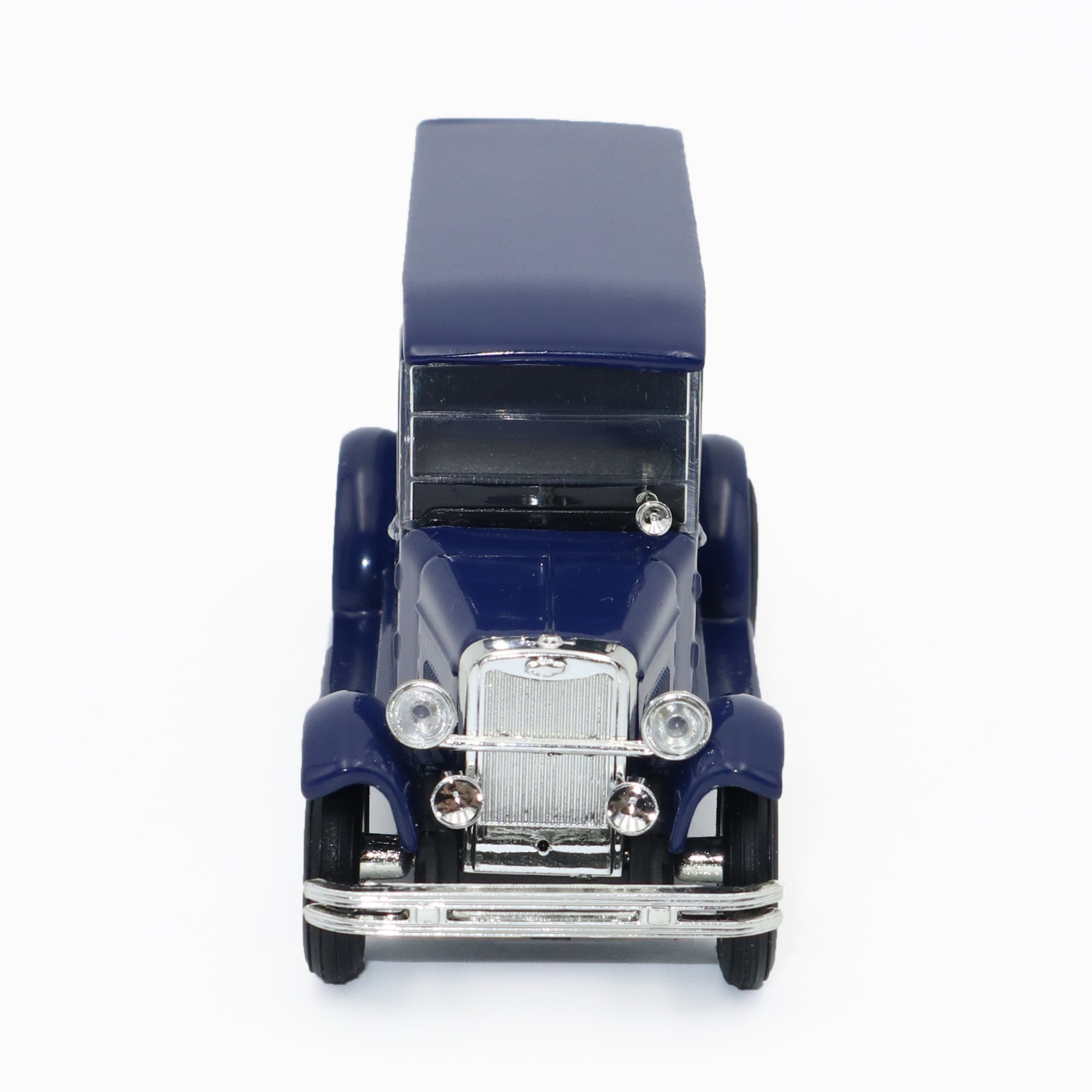 1:32 Scale Vintage Classic Sedan Diecast - Antique Style Alloy Collector Car