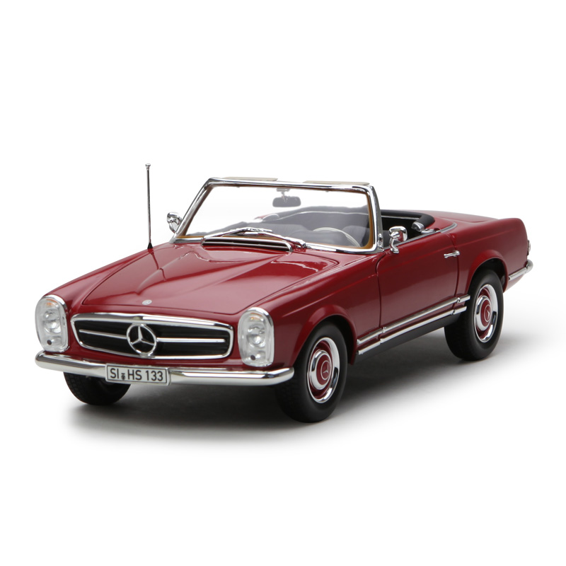 1:18 Classic Red Convertible Roadster Diecast - Vintage Luxury Alloy Car