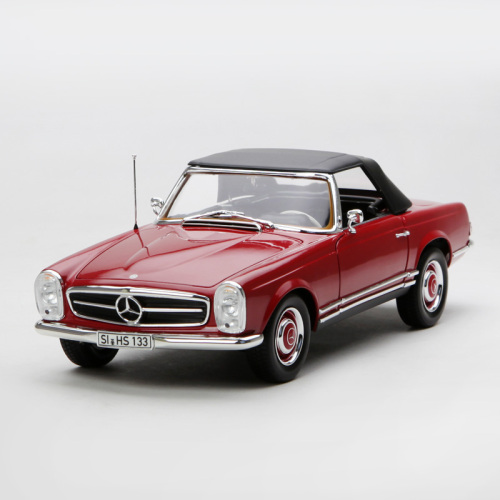 1:18 Classic Red Convertible Roadster Diecast - Vintage Luxury Alloy Car