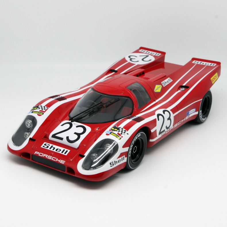 1:18 Classic Le Mans Style Race Car Diecast - Authentic Alloy Motorsport Model