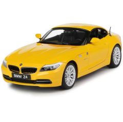 1:18 Sports Coupe Diecast Model - High-Detail Yellow Alloy Collector Car