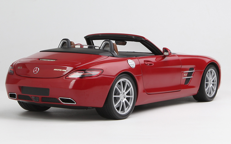 1:18 Luxury Convertible Supercar Diecast - Premium Alloy Sports Car Model