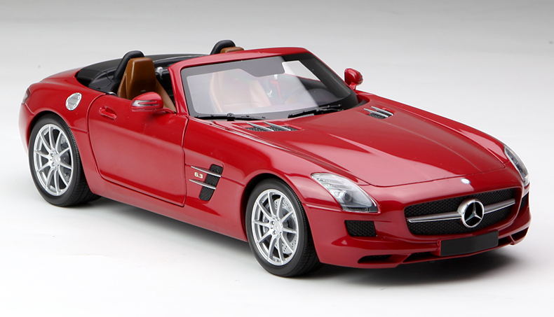 1:18 Luxury Convertible Supercar Diecast - Premium Alloy Sports Car Model