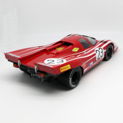 1:18 Classic Le Mans Style Race Car Diecast - Authentic Alloy Motorsport Model