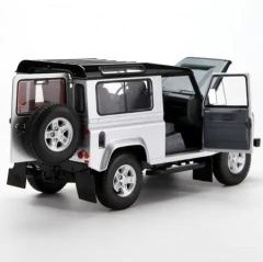1:18 Scale Classic Off-Road 4x4 Diecast Model - Heavy-Duty Alloy Collector's Edition