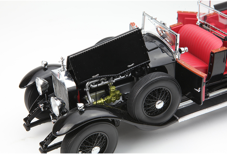 1:18 Vintage Luxury Roadster Diecast - Rare Antique Alloy Collectible Car