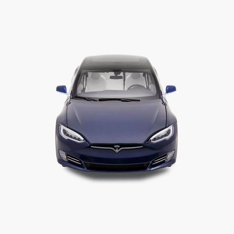 1:18 Modern Luxury Sedan Diecast Model - All-Access Opening Parts (Blue)
