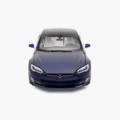 1:18 Modern Luxury Sedan Diecast Model - All-Access Opening Parts (Blue)
