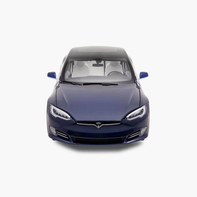 1:18 Modern Luxury Sedan Diecast Model - All-Access Opening Parts (Blue)