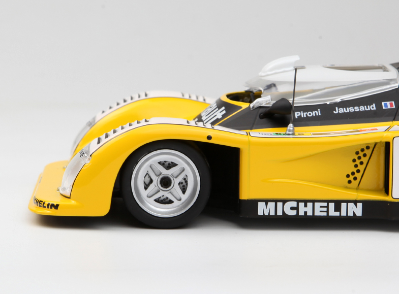 1:18 Classic Endurance Racing Car Diecast - Yellow Le Mans Style Alloy Model