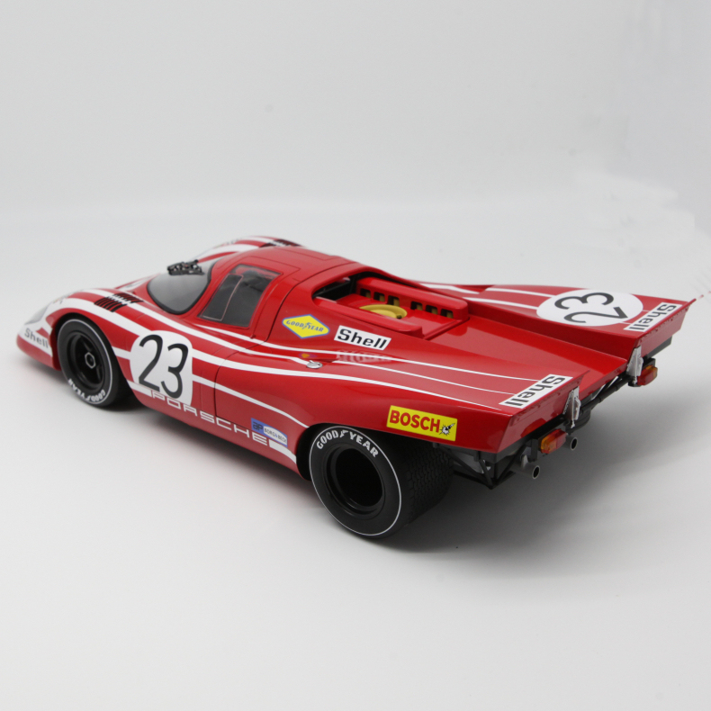 1:18 Classic Le Mans Style Race Car Diecast - Authentic Alloy Motorsport Model