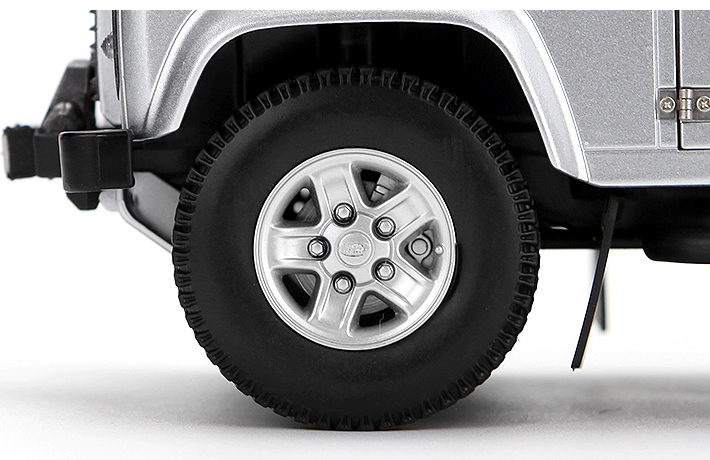 1:18 Scale Classic Off-Road 4x4 Diecast Model - Heavy-Duty Alloy Collector's Edition