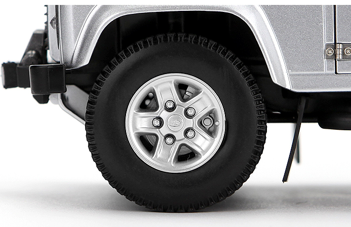 1:18 Scale Classic Off-Road 4x4 Diecast Model - Heavy-Duty Alloy Collector's Edition