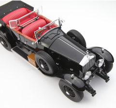1:18 Vintage Luxury Roadster Diecast - Rare Antique Alloy Collectible Car