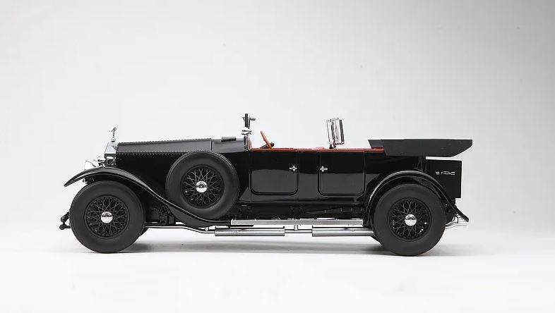 1:18 Vintage Luxury Roadster Diecast - Rare Antique Alloy Collectible Car