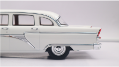 1:18 Vintage Classic Luxury Sedan Diecast - Premium Collector Grade Alloy Model