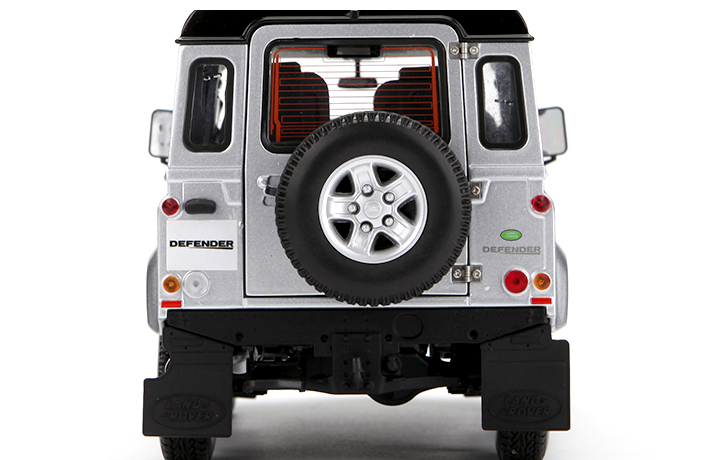 1:18 Scale Classic Off-Road 4x4 Diecast Model - Heavy-Duty Alloy Collector's Edition