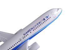 B737 Xiamen Air Diecast Metal Plane Model