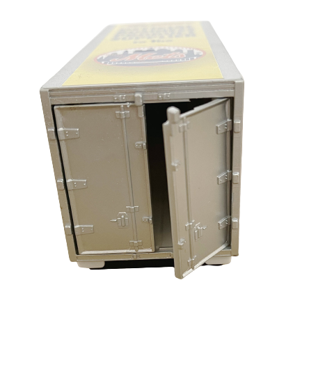 1/50 American Box Van Truck - Alloy Cab with Openable Rear Doors