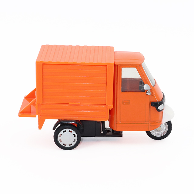 1:43 Scale Creative Ice Cream Tricycle Diecast - Pull-Back Alloy Dessert Truck