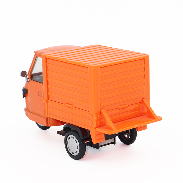 1:43 Scale Creative Ice Cream Tricycle Diecast - Pull-Back Alloy Dessert Truck