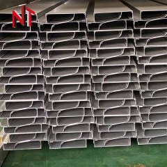 Aluminium pergola louver profile
