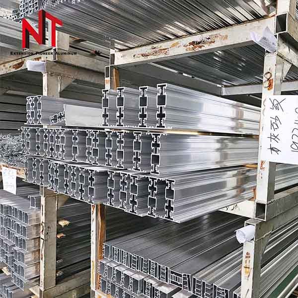 Aluminum profile for sliding door roller