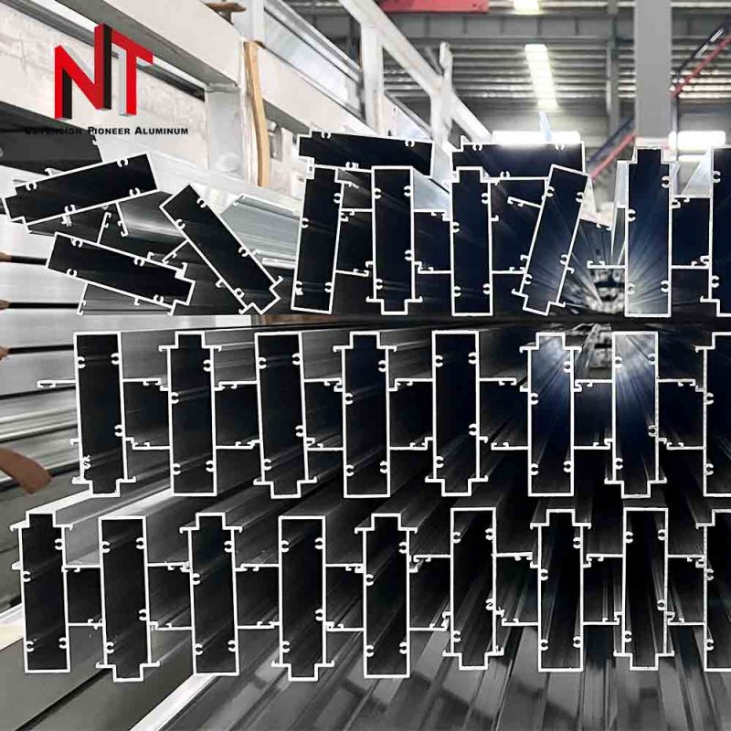 Aluminum sliding gate profile