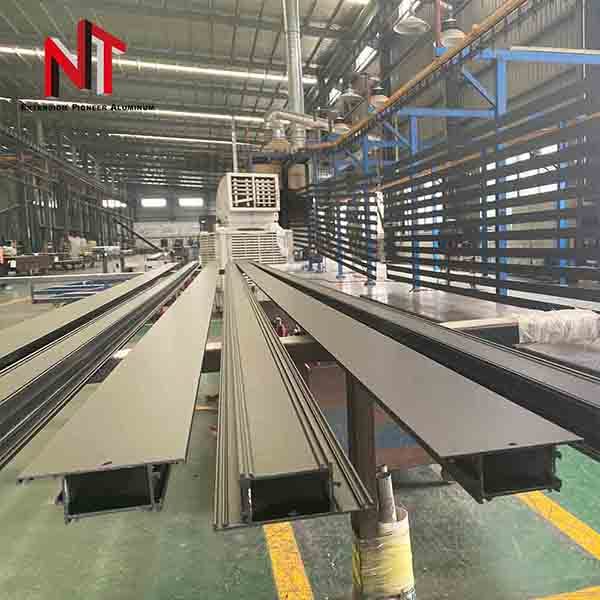 Powder coated aluminum material