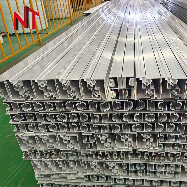 Windows and sliding glass doors aluminum profiles