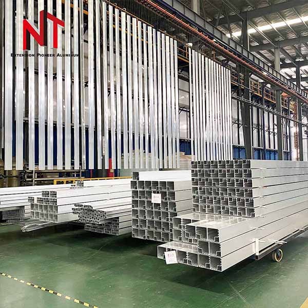 Pergola column materials