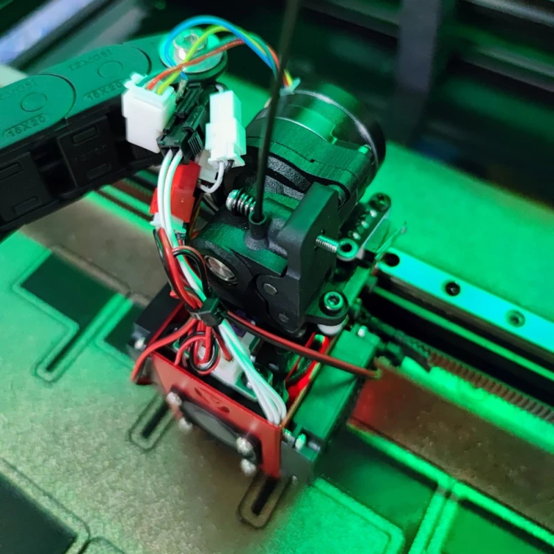 Direct Drive Dual Gear Extruder for Troodon
