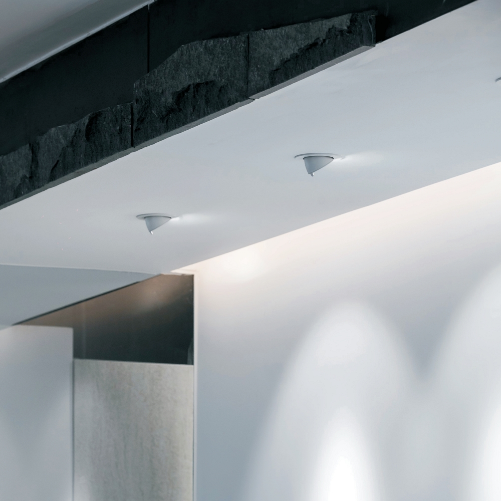Huiheng Lighting · Spotlight Brochure