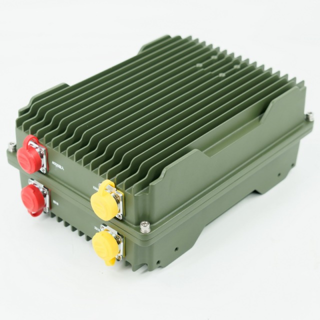 Sistema de suplantación de frecuencia de navegación de drones / Suplantación de GPS