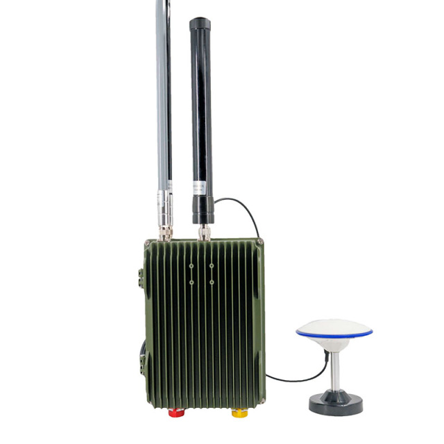 Sistema de suplantación de frecuencia de navegación de drones / Suplantación de GPS