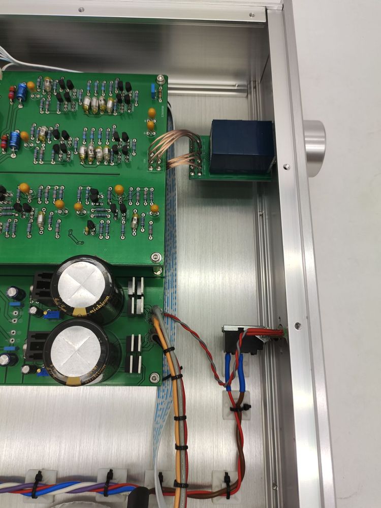 NEW full balance Single end class A preamplifier 3 way balance input 1 way balance output C11PRO