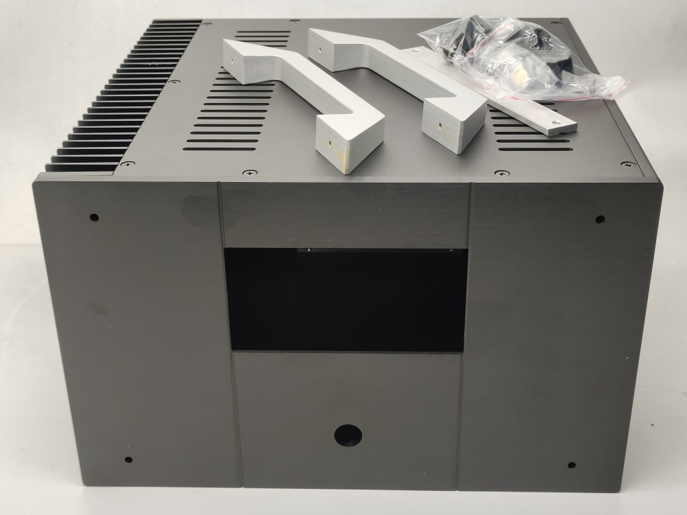1 pcs fashion Full aluminum power amplifier case single side heatsink with handle post amp vu meter DIY chassis