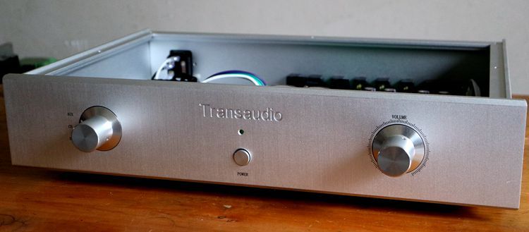 Upgrade 12AU7*2 Tube Preamplifier Based On PV12 circuit  Three Input And One Output