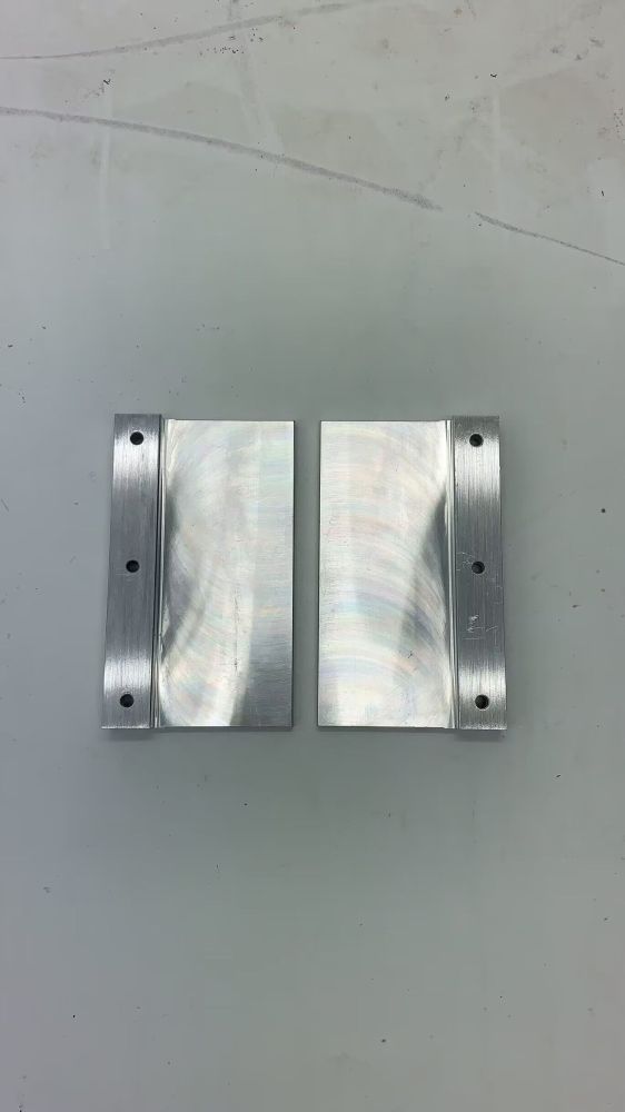 One Pair 12X70X120MM Angle Aluminum Gold Seal Thermal Bridge For QUAD606