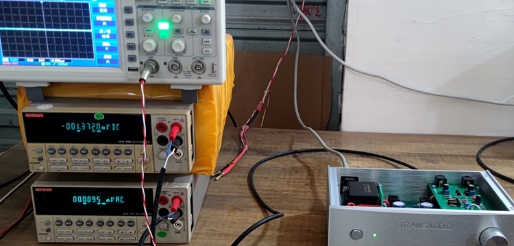 Minimalism Electronic tube odor hifi DIY preamplifier refer to Italy Audio Analogue circuit