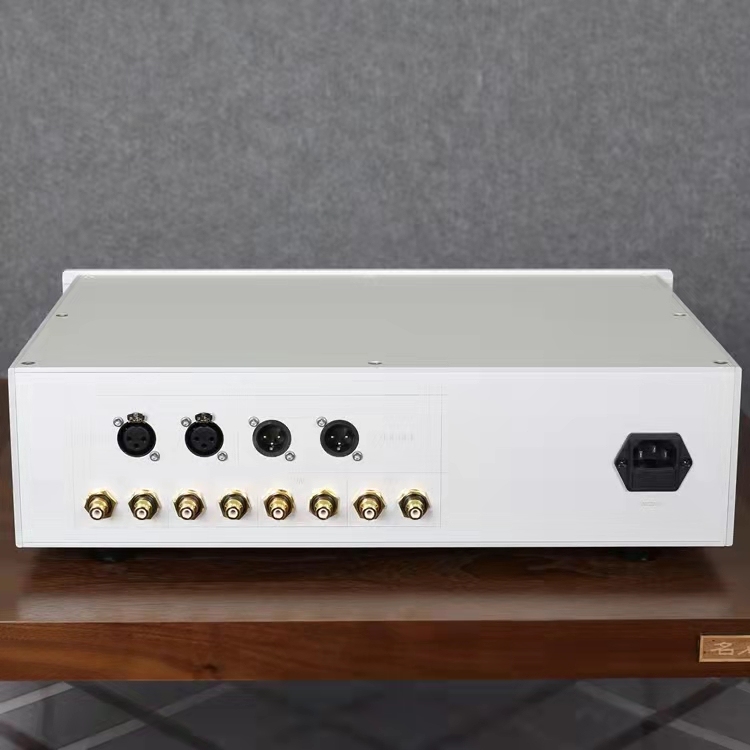 Finished Machine C9.2 HIFI Remote Control Balanced Preamplifier RCA XLR Based On MBL6010D Preamp Circuit