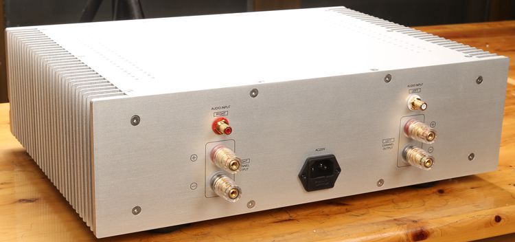 Finished F7 Dual channel 160W+160W pure post power amplifier Reference FM711 circuit