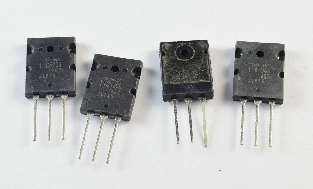 2pcs L20 SE 350W Audio Amplifier Board TOSHIBA A1943 C5200 Dual Channels Amplifiers diy kit and finished board