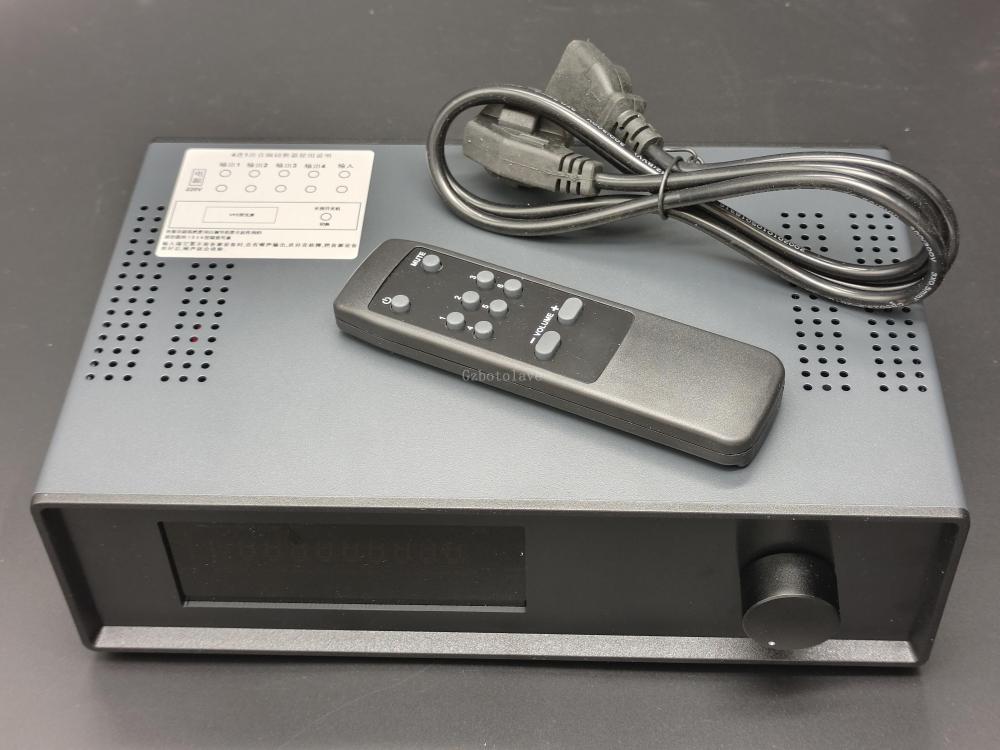 Remote control Fully balanced XLR interface 4-in-1-out 1 in 4 out stereo audio switcher remote control VFD large screen